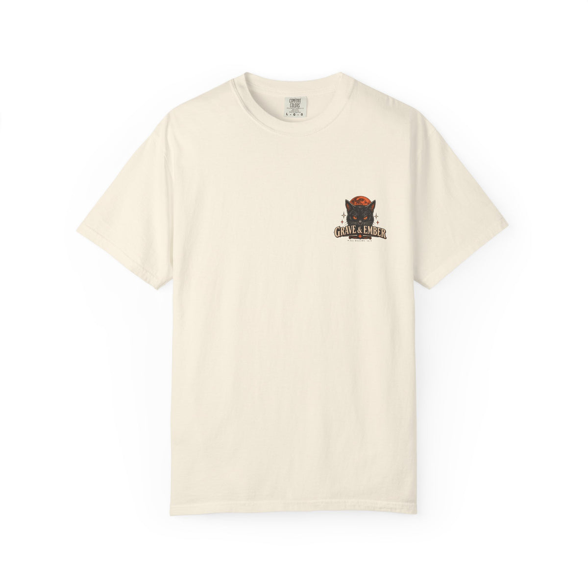 Black Cat – Vintage Halloween Graphic Tee-5